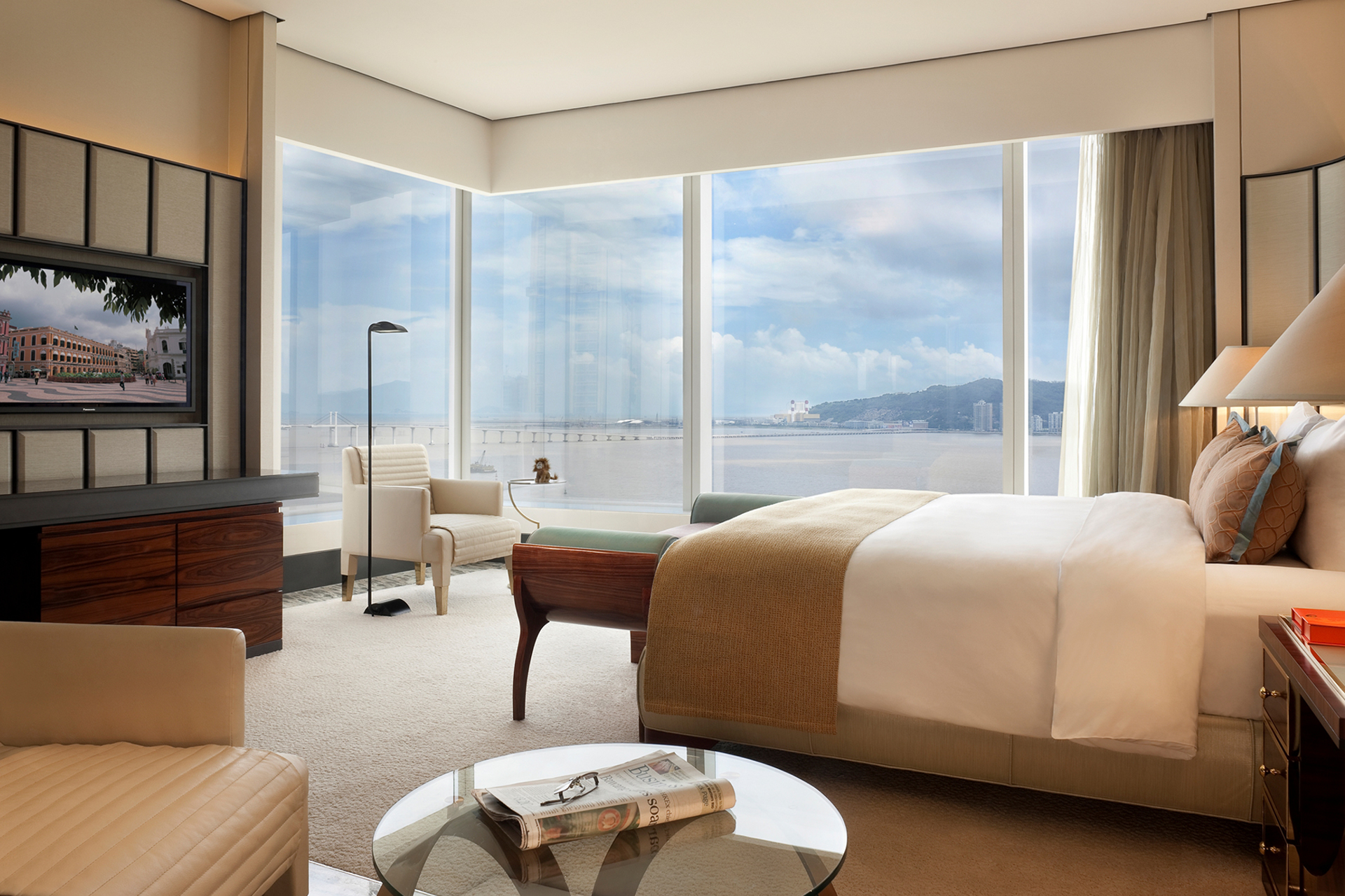 Grand Studio At MGM MACAU 54 66 Sqm Modern Luxury With Ocean Or City grand-studio-at-mgm-macau-54-66-sqm-modern-luxury-with-ocean-or-city